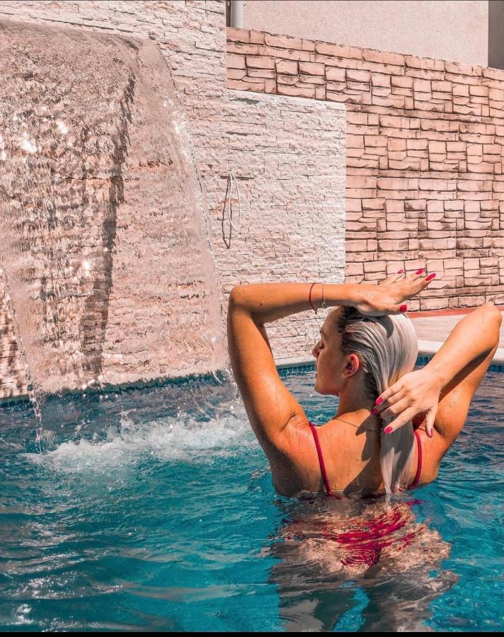 Queen Kodre Apartments Ούλτσιν Εξωτερικό φωτογραφία