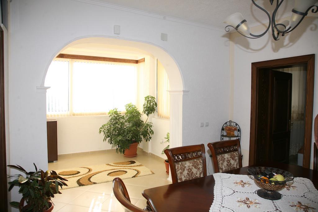 Queen Kodre Apartments Ούλτσιν Εξωτερικό φωτογραφία